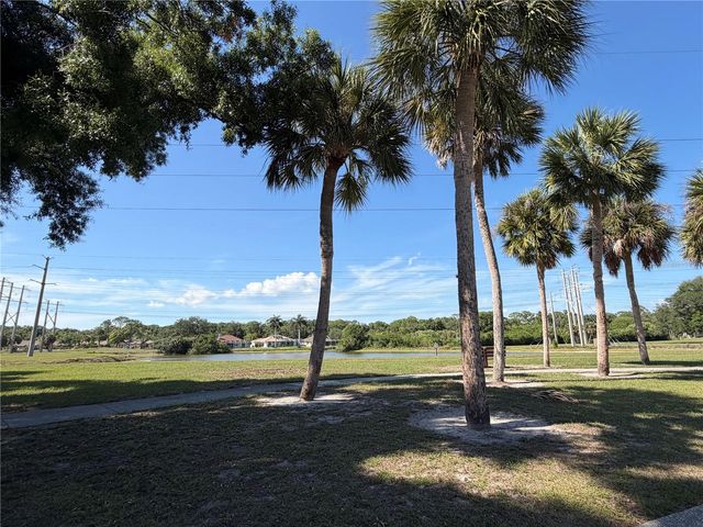 4892 GREENCROFT ROAD, Sarasota, FL 34235