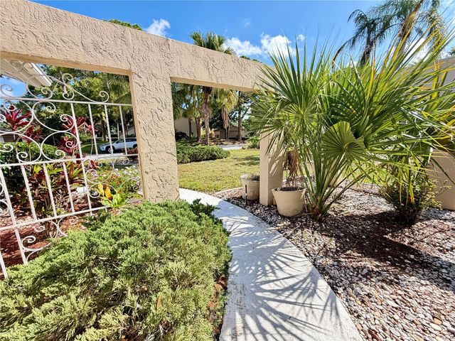 4892 GREENCROFT ROAD, Sarasota, FL 34235