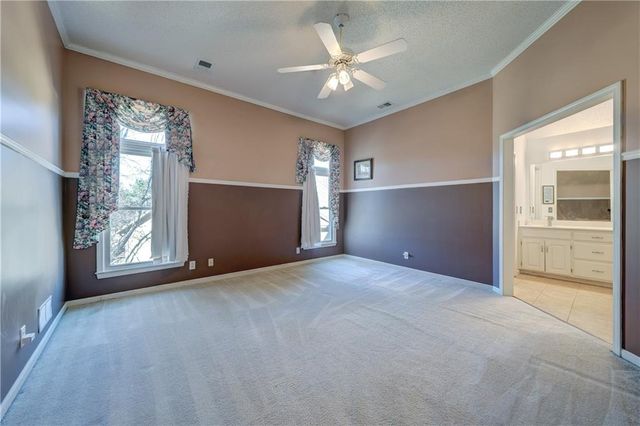 11809 W 115 Street, Overland Park, KS 66210