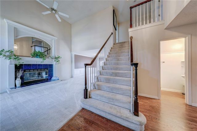 11809 W 115 Street, Overland Park, KS 66210