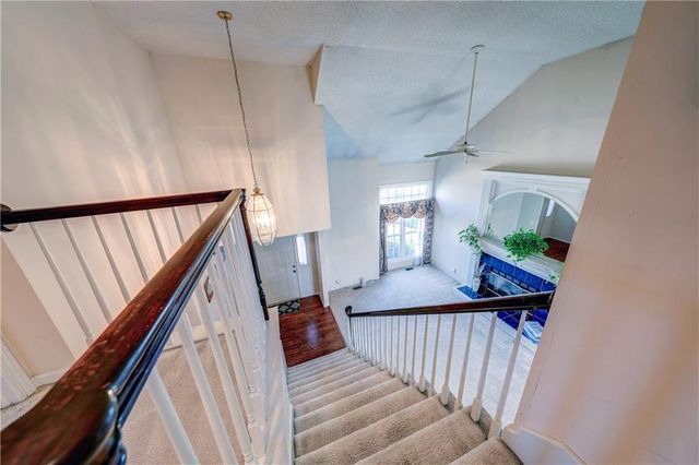 11809 W 115 Street, Overland Park, KS 66210