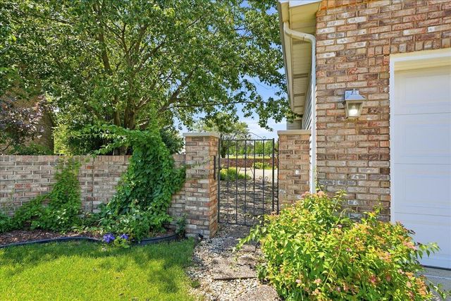 1582 Lilac Court, Hobart, IN 46342