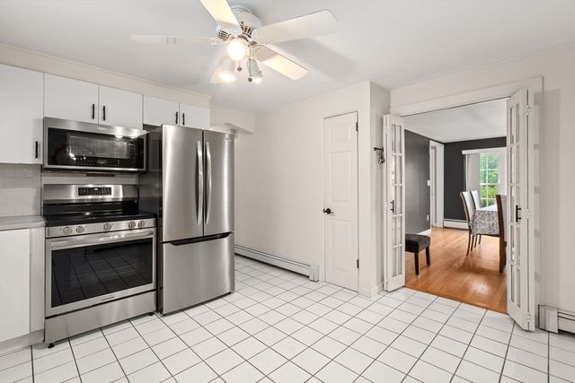 24 Barberry Drive, Seekonk, MA 02771