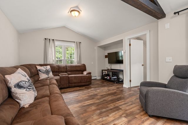 24 Barberry Drive, Seekonk, MA 02771