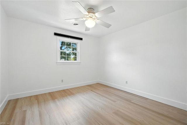 2827 Lambert TRL, Chesapeake, VA 23323