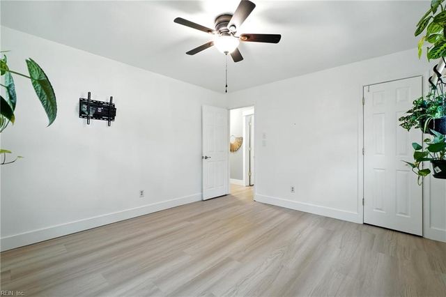 2827 Lambert TRL, Chesapeake, VA 23323