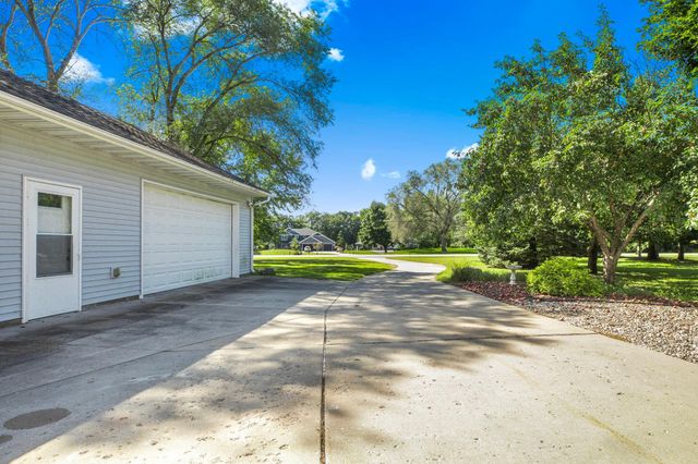 5110 River Road NE, Sauk Rapids, MN 56379