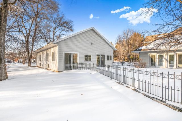 5110 River Road NE, Sauk Rapids, MN 56379