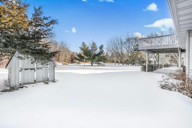 5110 River Road NE, Sauk Rapids, MN 56379