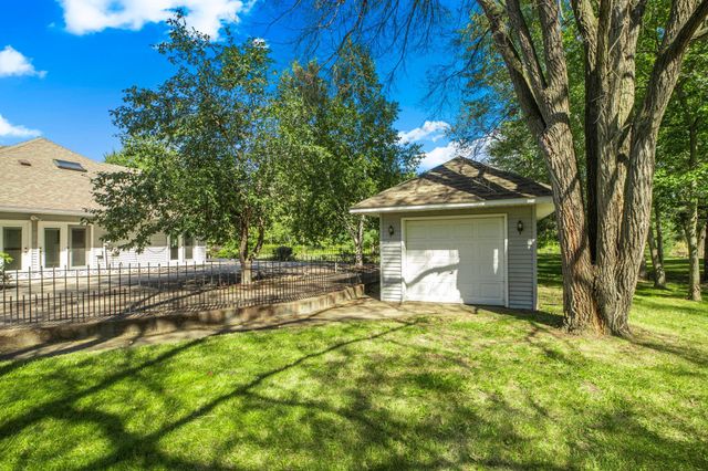 5110 River Road NE, Sauk Rapids, MN 56379