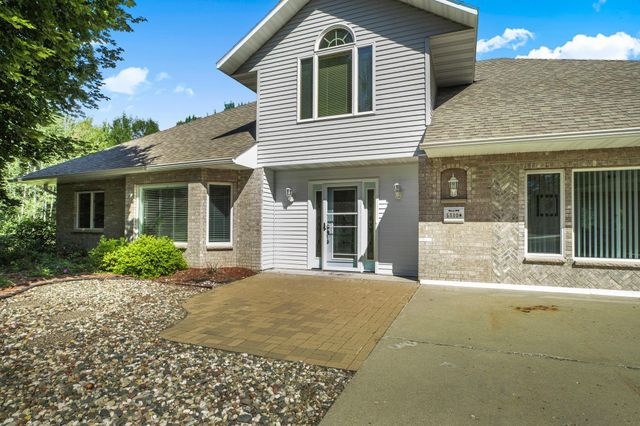 5110 River Road NE, Sauk Rapids, MN 56379