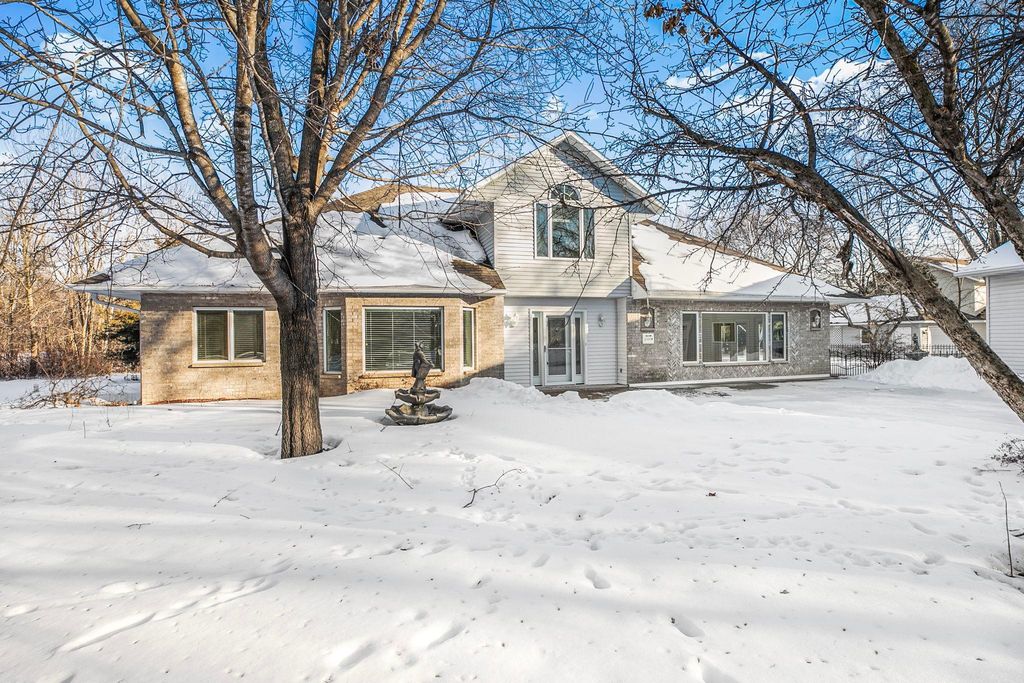 5110 River Road NE, Sauk Rapids, MN 56379