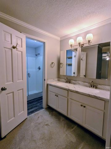 5114 W Arlington Park Boulevard, Fort Wayne, IN 46835