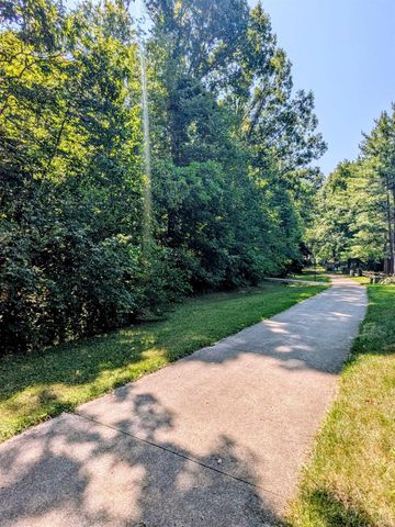 5114 W Arlington Park Boulevard, Fort Wayne, IN 46835