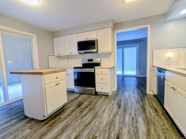5114 W Arlington Park Boulevard, Fort Wayne, IN 46835