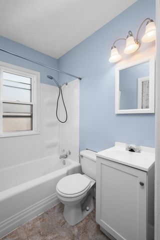 3223 McKinley Avenue, Davenport, IA 52802