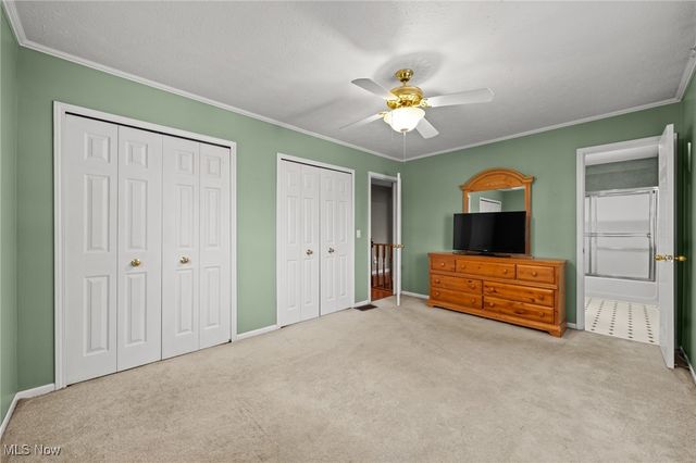 9201 Old Meadow Drive, Chagrin Falls, OH 44023