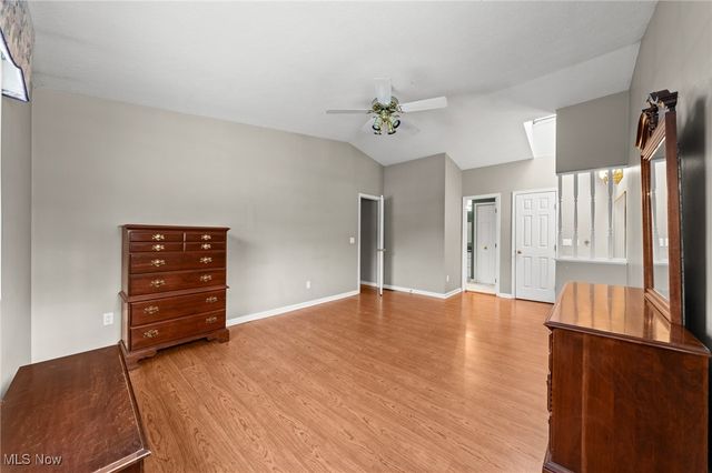 9201 Old Meadow Drive, Chagrin Falls, OH 44023