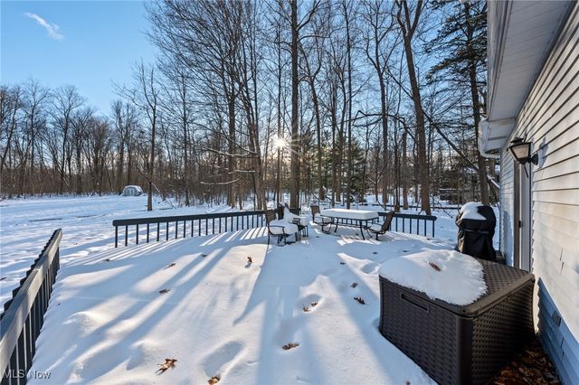 9201 Old Meadow Drive, Chagrin Falls, OH 44023