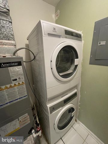 12288 WADSWORTH WAY, Woodbridge, VA 22192