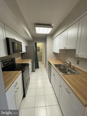 12288 WADSWORTH WAY, Woodbridge, VA 22192