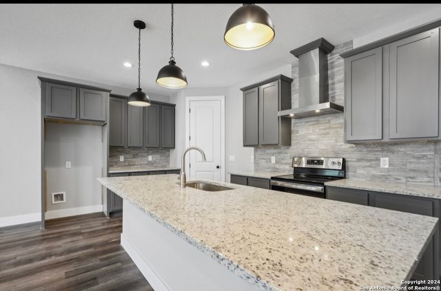 750 la paloma, Canyon Lake, TX 78133