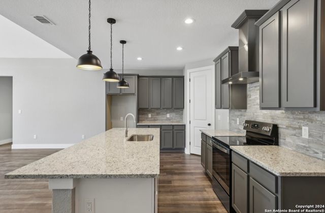 750 la paloma, Canyon Lake, TX 78133