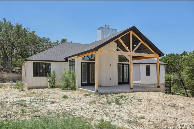 750 la paloma, Canyon Lake, TX 78133