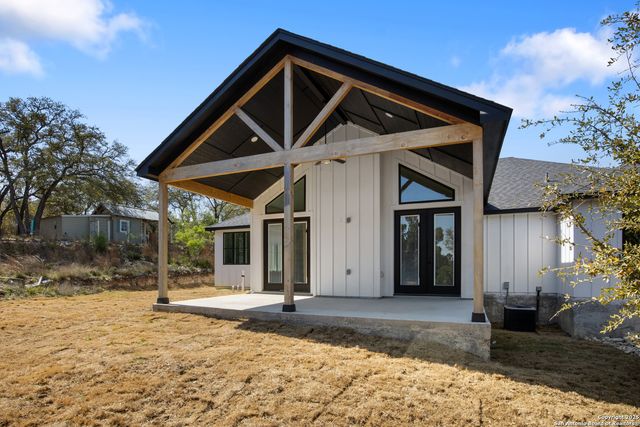 750 la paloma, Canyon Lake, TX 78133