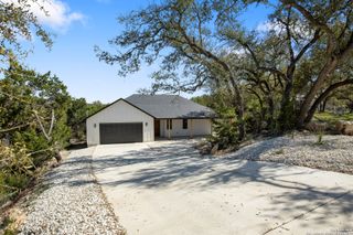 750 la paloma, Canyon Lake, TX 78133