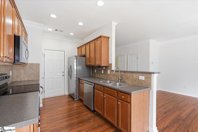 200 Greenbush Court, Mauldin, SC 29662