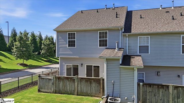 200 Greenbush Court, Mauldin, SC 29662
