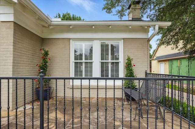 3418 Worth Hills Drive, Fort Worth, TX 76109