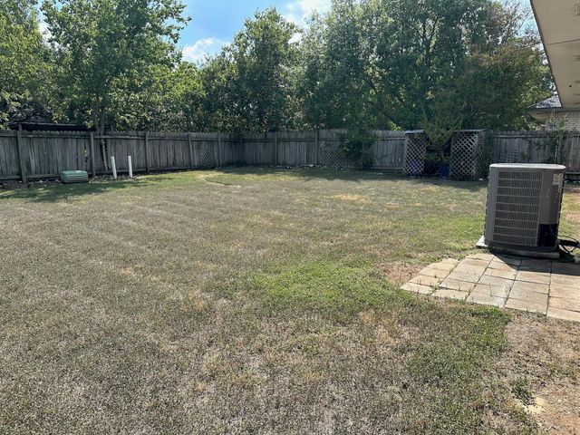 808 Mica LN, Leander, TX 78641