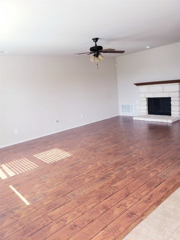 703 Beau Drive, Wylie, TX 75098