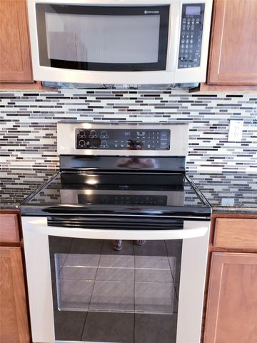 703 Beau Drive, Wylie, TX 75098