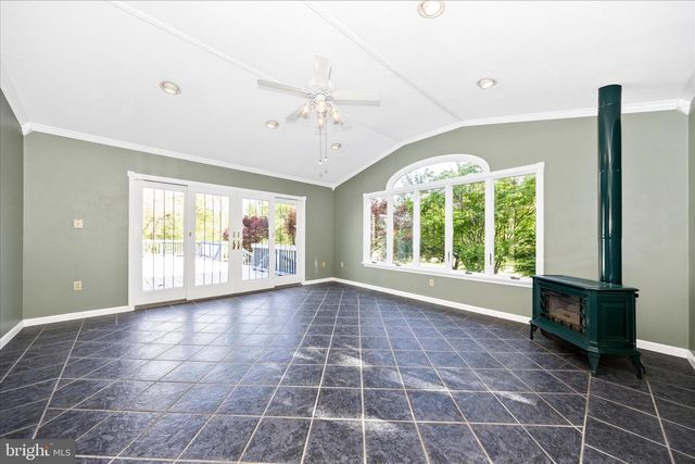10901 HOPEWELL RD, Hagerstown, MD 21740