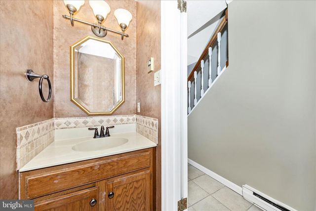 10901 HOPEWELL RD, Hagerstown, MD 21740