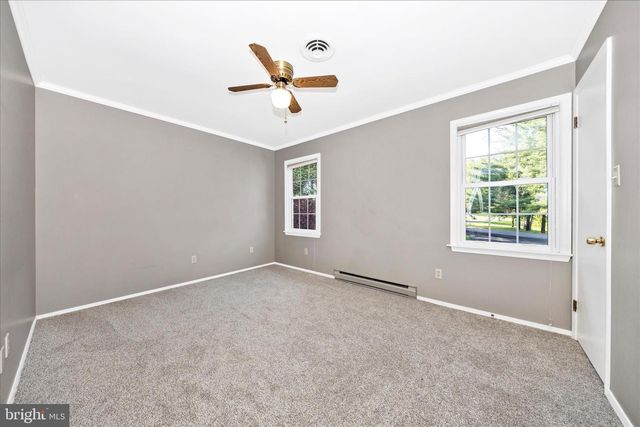 10901 HOPEWELL RD, Hagerstown, MD 21740