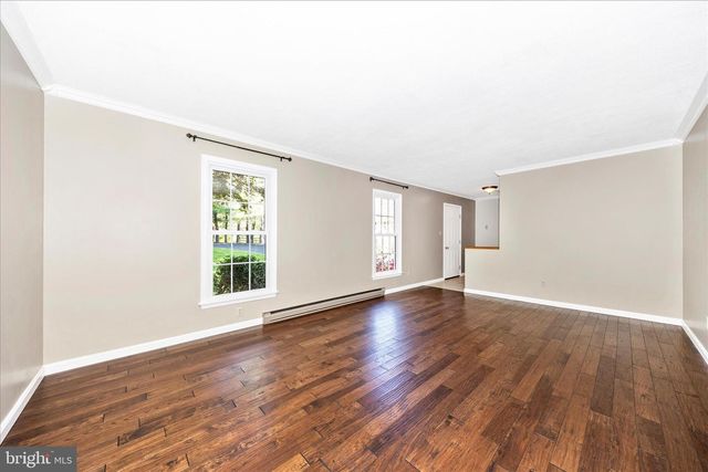 10901 HOPEWELL RD, Hagerstown, MD 21740