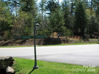 56 Ramble Way, Asheville, NC 28803