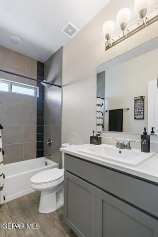 930 BICKNOR Place, El Paso, TX 79928