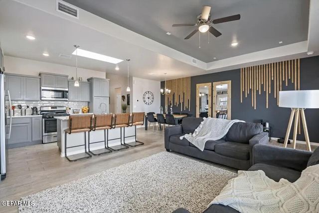 930 BICKNOR Place, El Paso, TX 79928