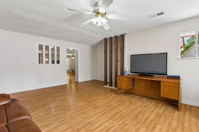1508 Glen Burnie DR, Cedar Park, TX 78613