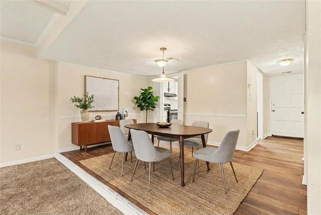 1388 Wood Circle S, Morrow, GA 30260