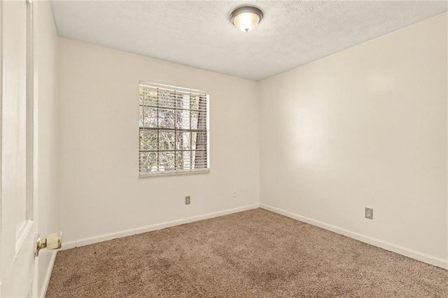 1388 Wood Circle S, Morrow, GA 30260