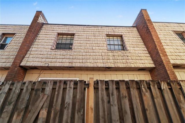 1388 Wood Circle S, Morrow, GA 30260