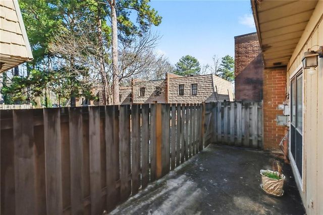 1388 Wood Circle S, Morrow, GA 30260