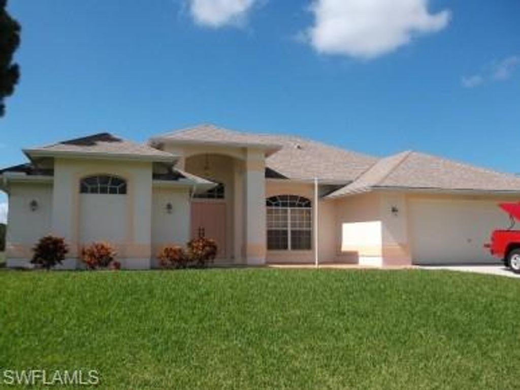 1808 NW 12th TER, Cape Coral, FL 33993
