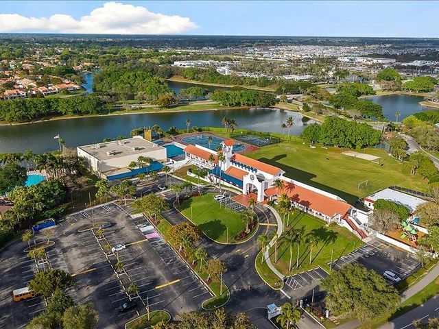20970 Via Alamanda 2, Boca Raton, FL 33428